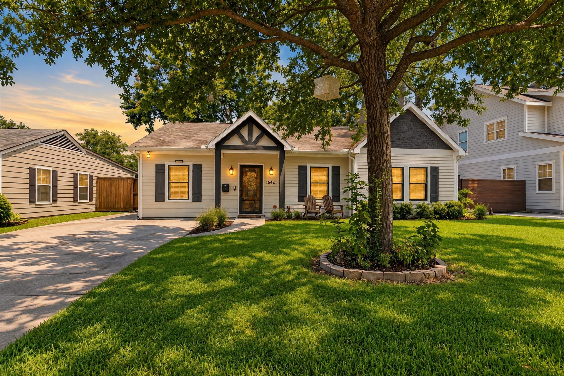1642 Chippendale Road, Houston, TX 77018 1642 Chippendale Road, Houston, TX 77018