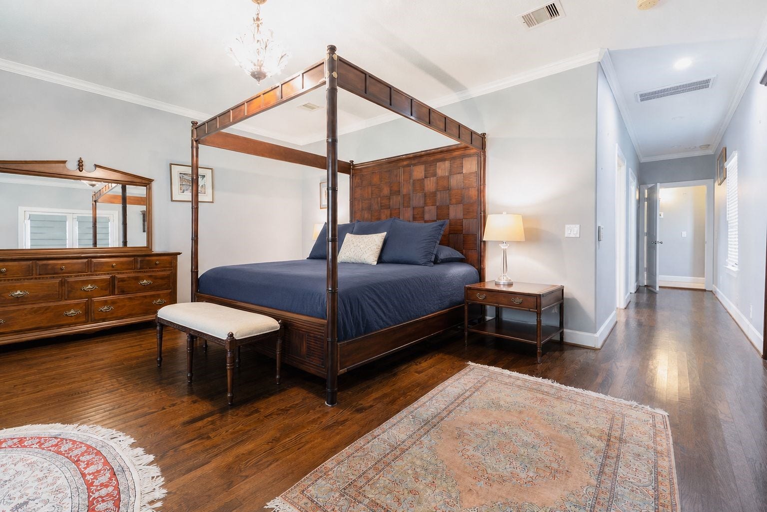 1642 Chippendale Road, Houston, TX 77018 1642 Chippendale Road, Houston, TX 77018