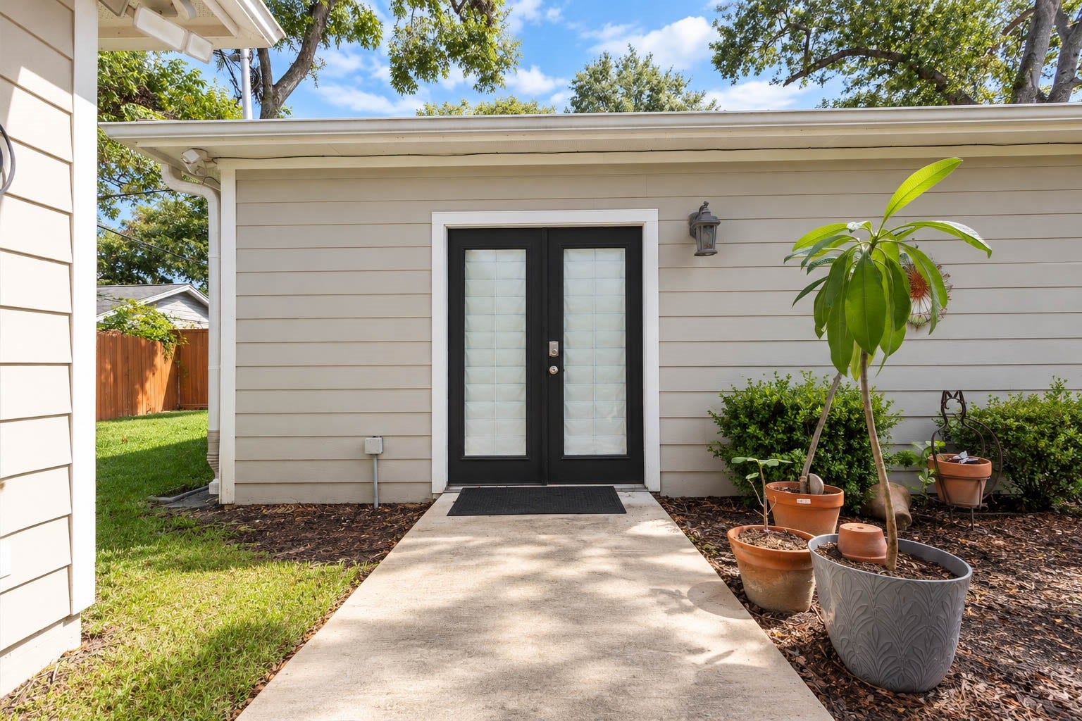 1642 Chippendale Road, Houston, TX 77018 1642 Chippendale Road, Houston, TX 77018