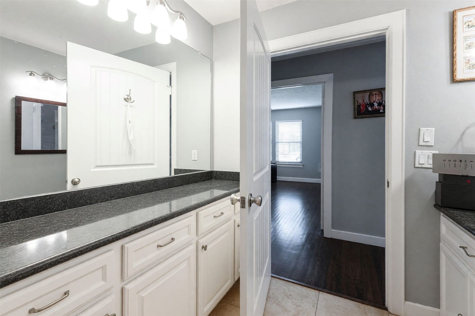 1642 Chippendale Road, Houston, TX 77018 1642 Chippendale Road, Houston, TX 77018