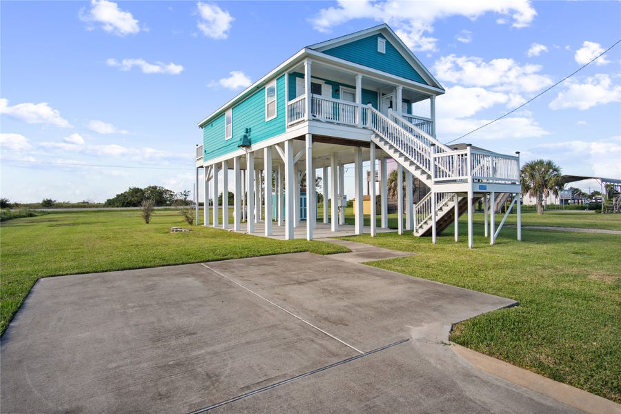 Property photo for 1317 Anderson Avenue, Port Bolivar, TX