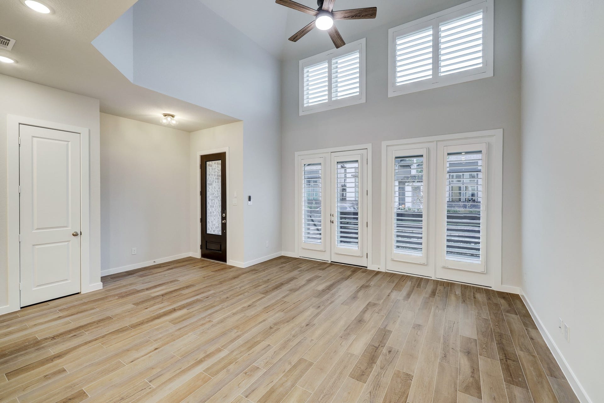 16650 Texas Hill Country Road, Cypress, TX 77433