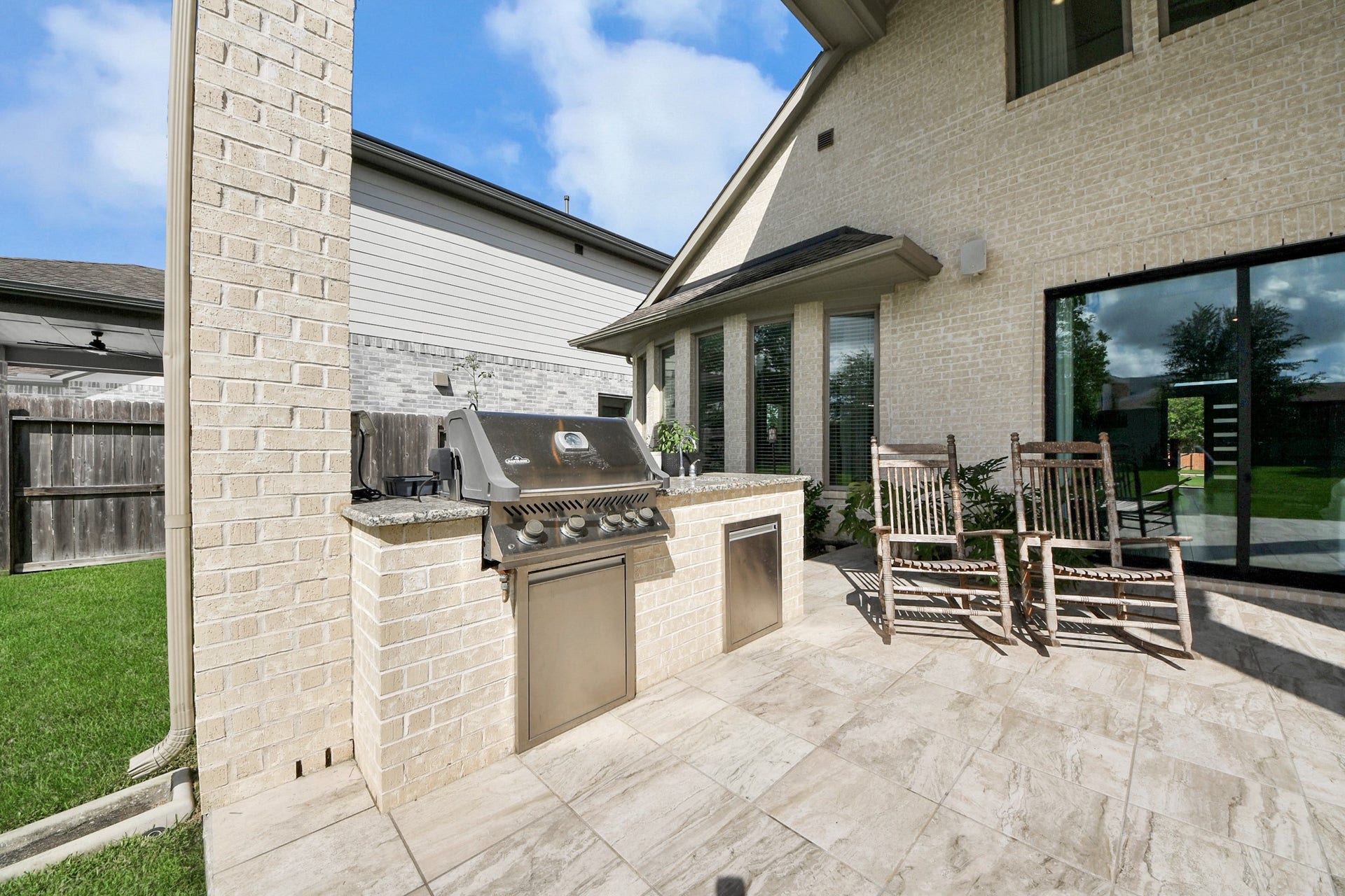 10611 Sawmill Park Drive, Missouri City, TX 77459 10611 Sawmill Park Drive, Missouri City, TX 77459