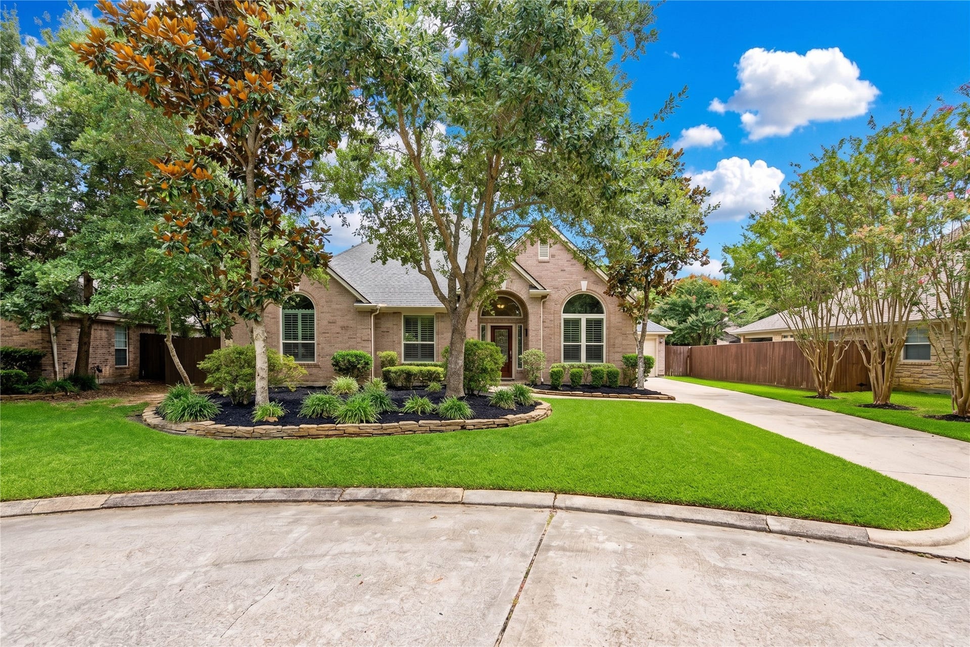 11 Ryanwyck Place, The Woodlands, TX 77384 11 Ryanwyck Place, The Woodlands, TX 77384