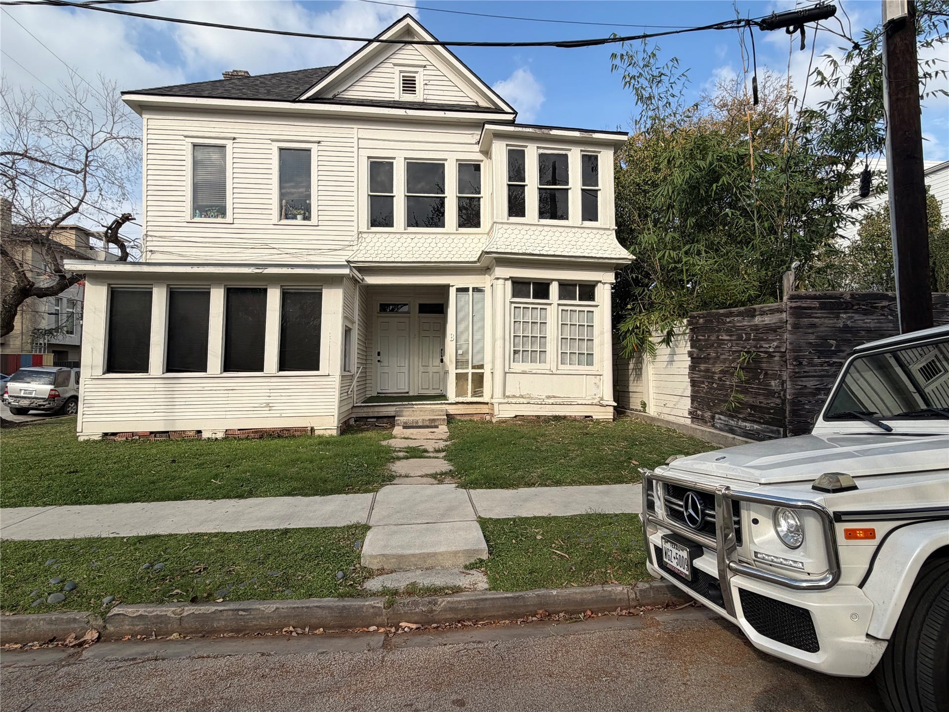 318 Hyde Park Boulevard, #F, Houston, TX 77006 318 Hyde Park Boulevard, #F, Houston, TX 77006