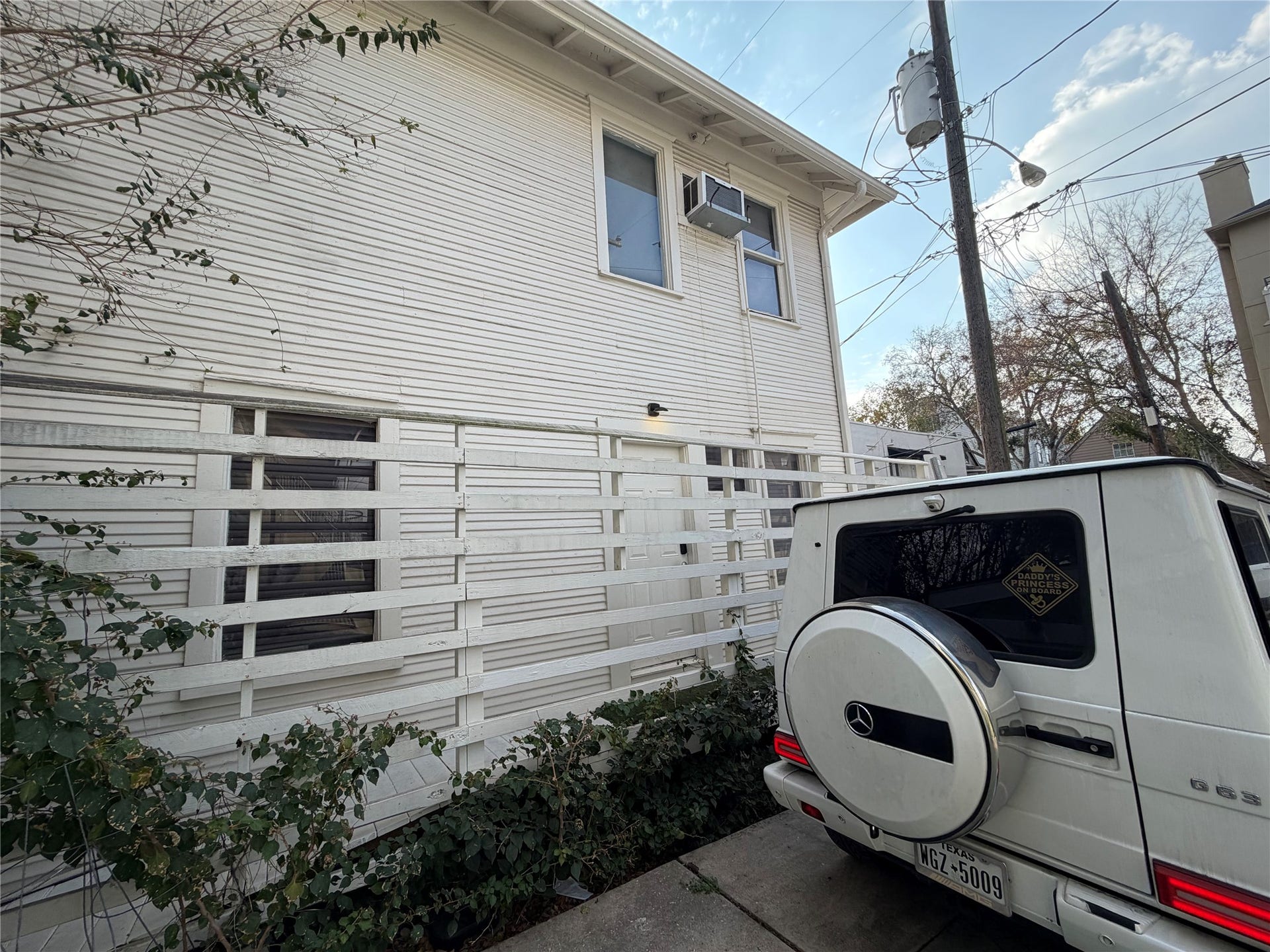 318 Hyde Park Boulevard, #F, Houston, TX 77006 318 Hyde Park Boulevard, #F, Houston, TX 77006