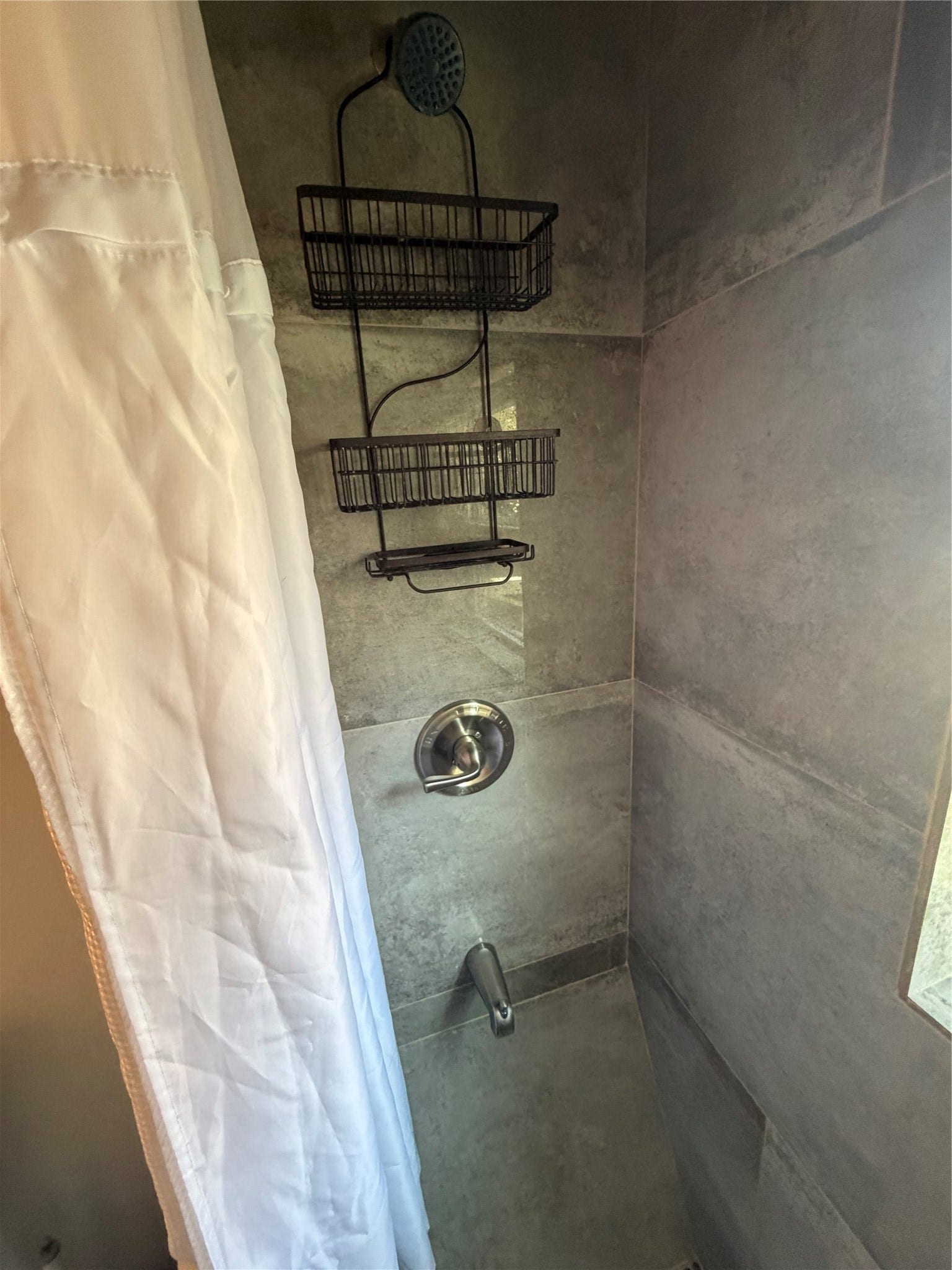318 Hyde Park Boulevard, #F, Houston, TX 77006 318 Hyde Park Boulevard, #F, Houston, TX 77006