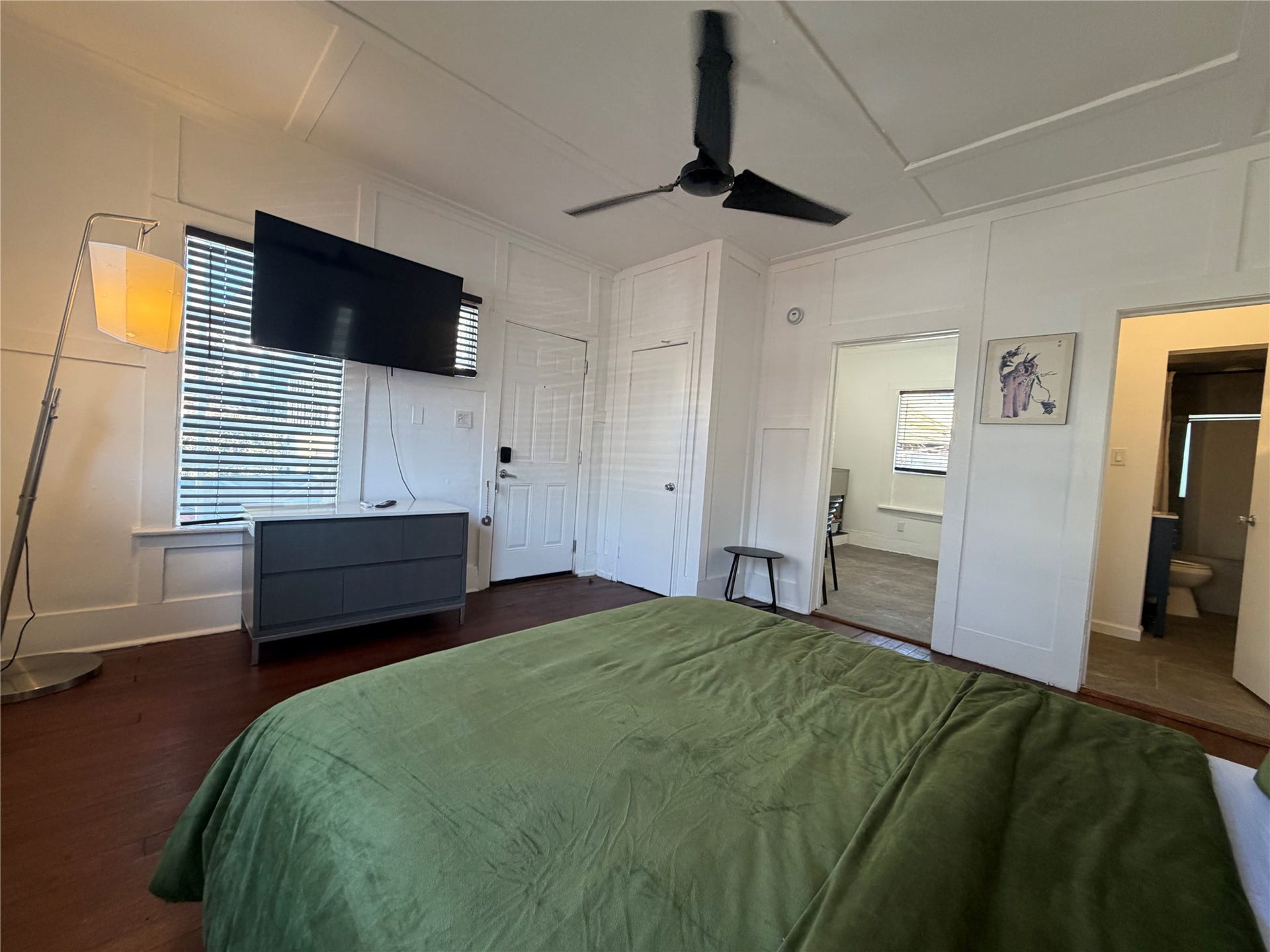 318 Hyde Park Boulevard, #F, Houston, TX 77006 318 Hyde Park Boulevard, #F, Houston, TX 77006