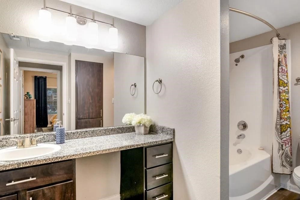 6565 Hollister Street, #0125, Houston, TX 77040 6565 Hollister Street, #0125, Houston, TX 77040