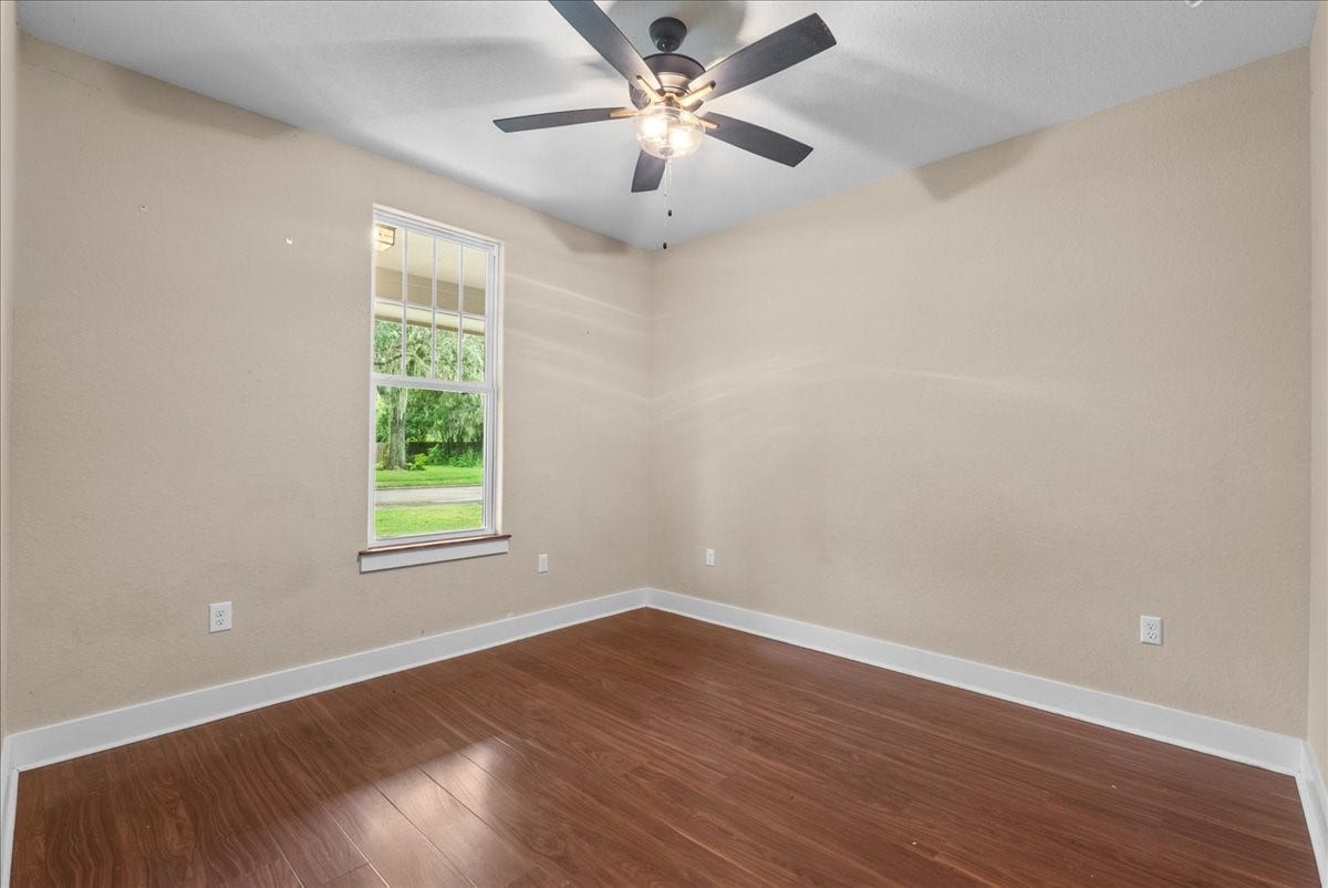 103 Begonia, Lake Jackson, TX 77566 Bedroom #3