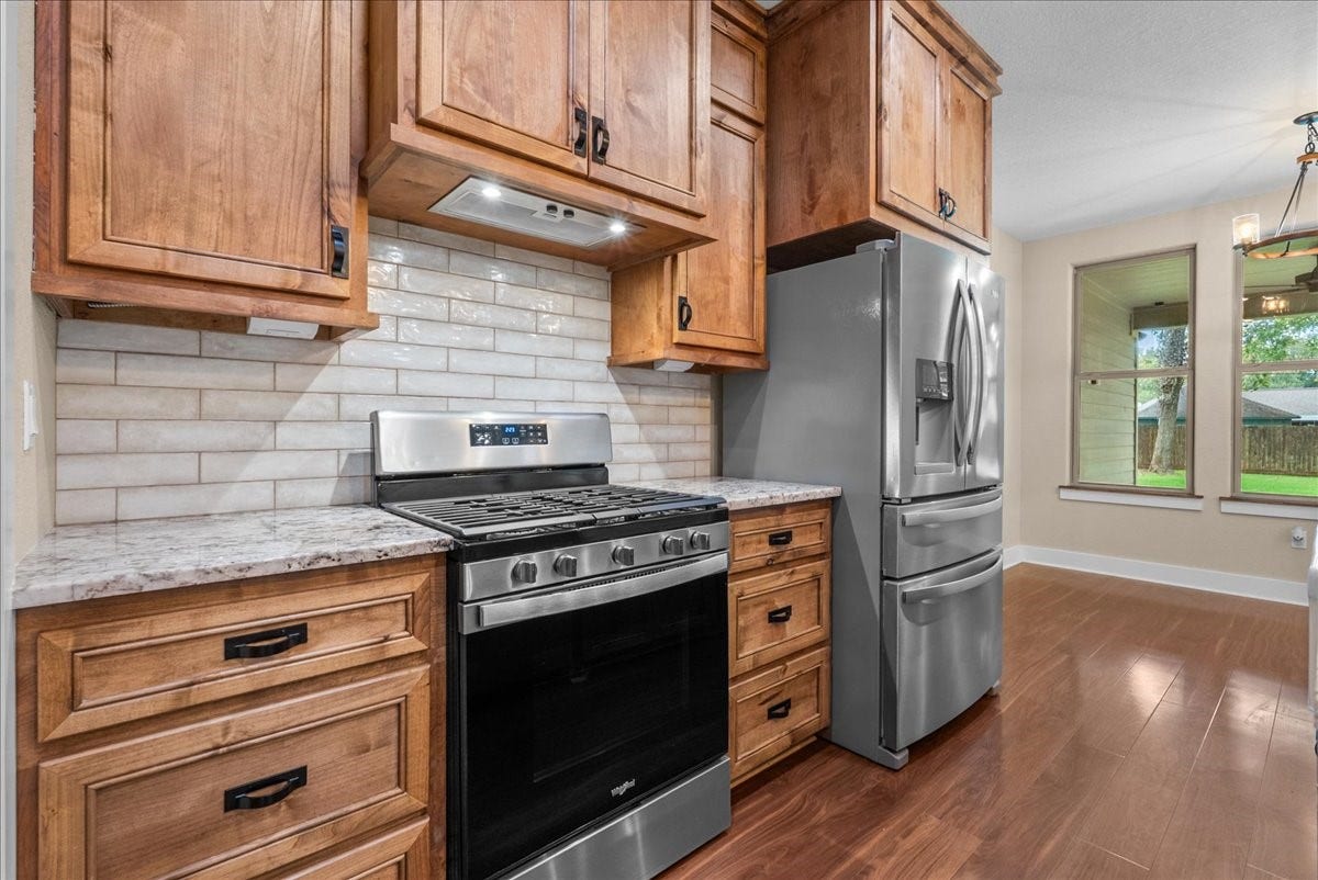 103 Begonia, Lake Jackson, TX 77566 103 Begonia, Lake Jackson, TX 77566