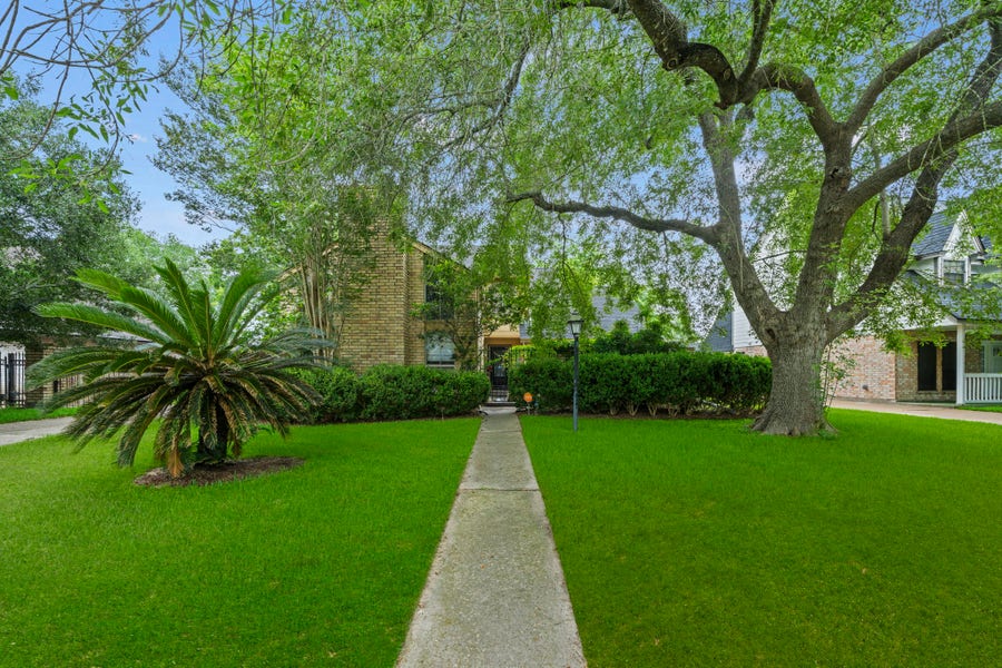 Property photo for 15239 Corona Del Mar Drive, Houston, TX
