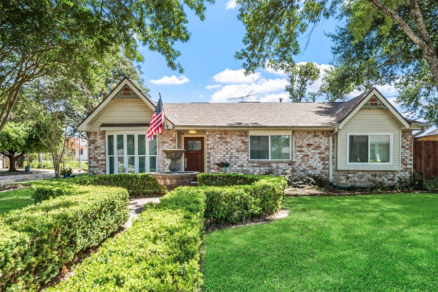 Property photo for 2003 Millhouse Road, Houston, TX