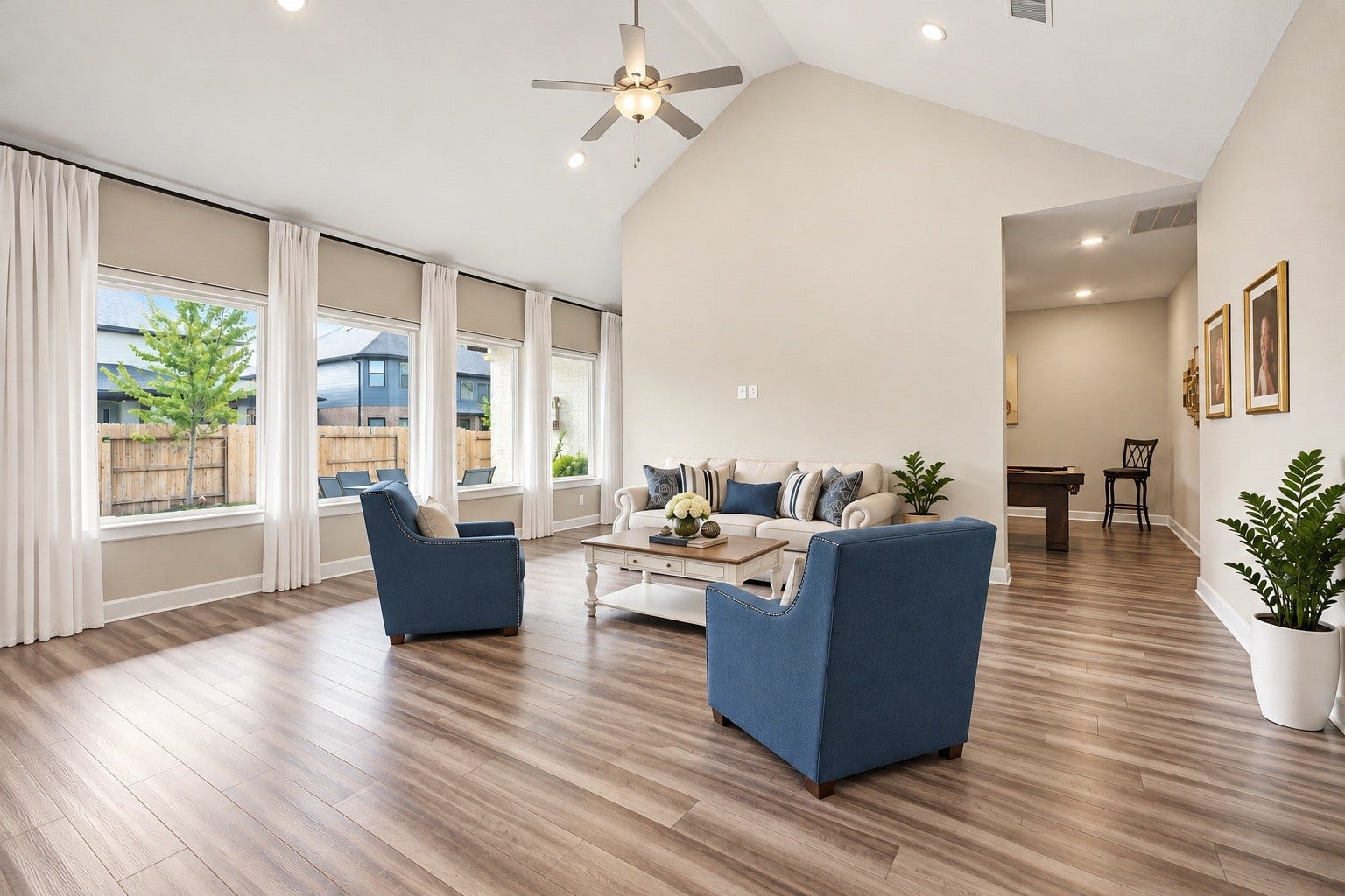 17521 Limoncello Lane, Conroe, TX 77302 Open-Concept Family Room
