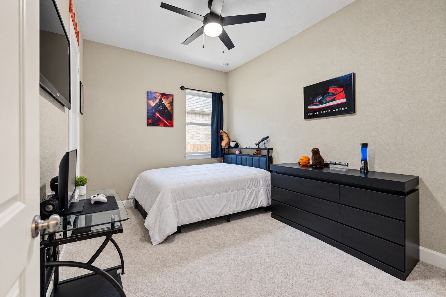 17521 Limoncello Lane, Conroe, TX 77302 Secondary Bedroom