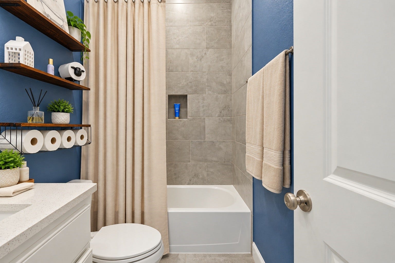 17521 Limoncello Lane, Conroe, TX 77302 Additional Full Bathroom
