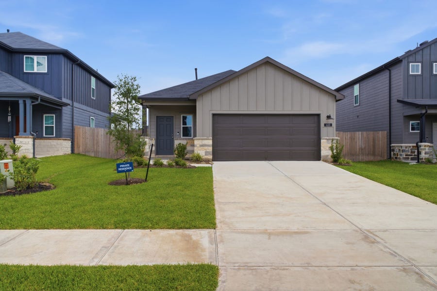 Property photo for 610 Amber Falls Drive, Montgomery, TX
