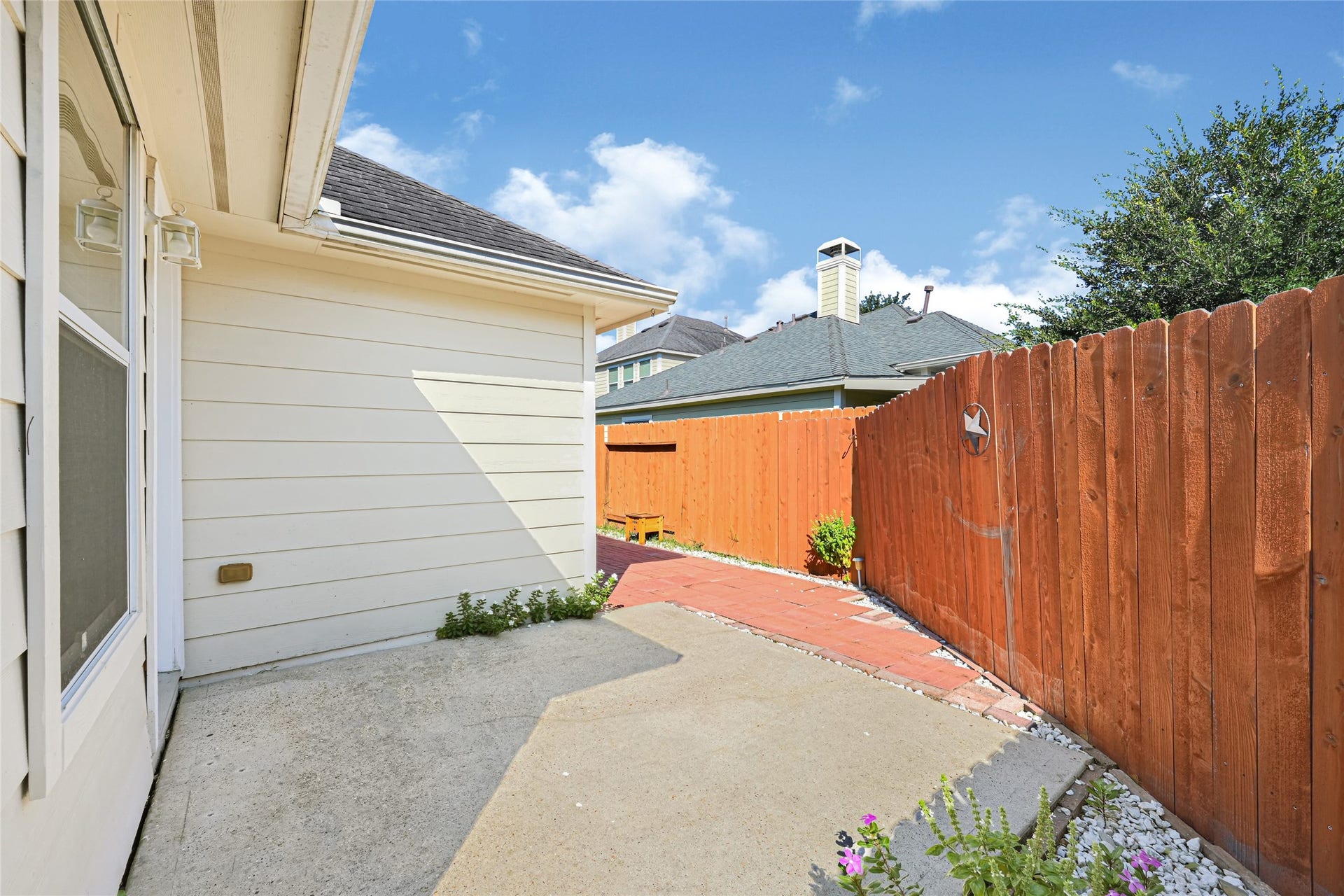12943 Palm Leaf Court, Houston, TX 77044 12943 Palm Leaf Court, Houston, TX 77044