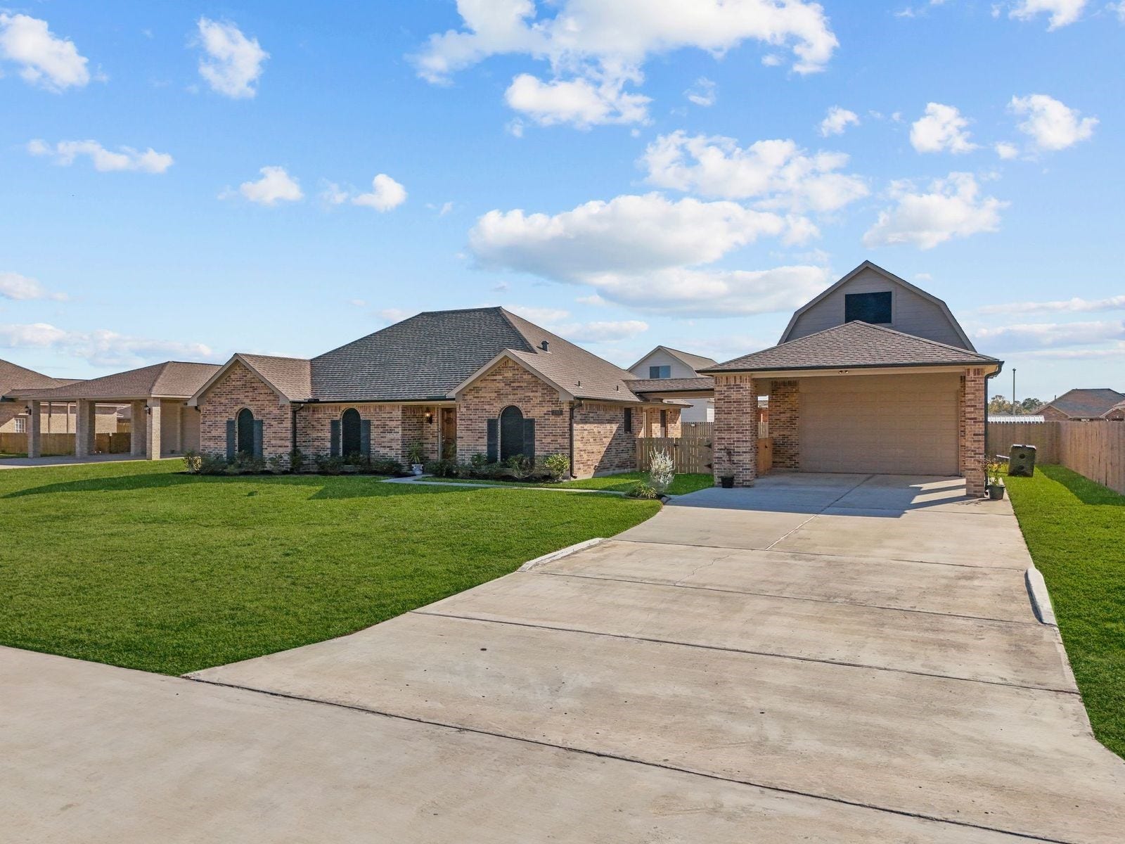 2111 Gilbert Road, Dickinson, TX 77539 Welcome to this charming single-story home nestled on a spacious 0.37-acre lot, complete a built-out garage apartment.