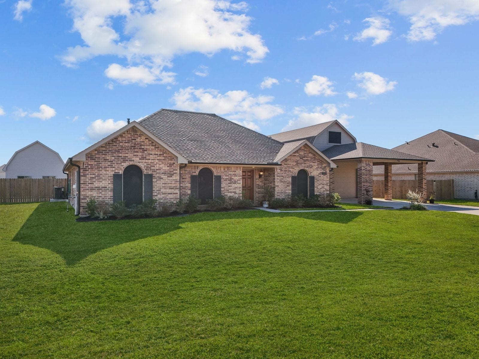 2111 Gilbert Road, Dickinson, TX 77539 Welcome to this charming single-story home nestled on a spacious 0.37-acre lot, complete a built-out garage apartment.
