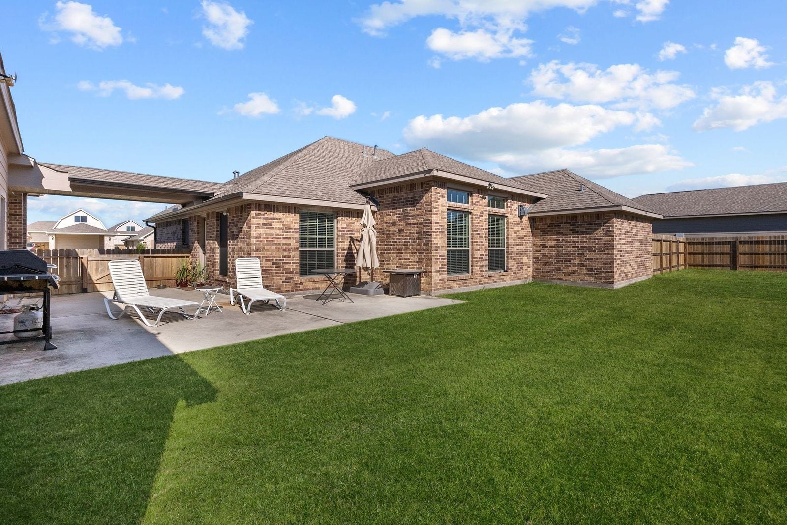2111 Gilbert Road, Dickinson, TX 77539 2111 Gilbert Road, Dickinson, TX 77539