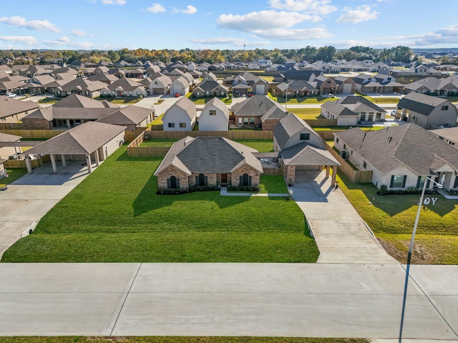 2111 Gilbert Road, Dickinson, TX 77539 Aerial view of the 0.37 acre lot