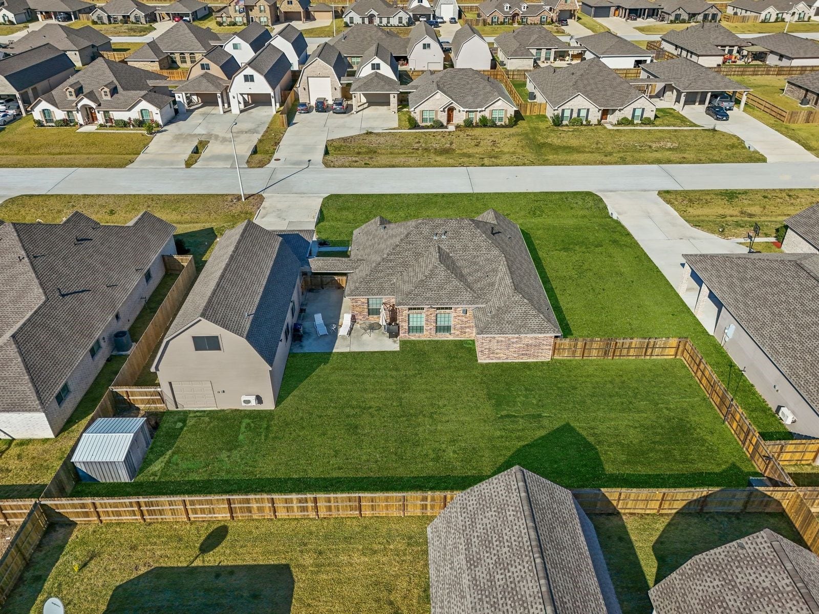 2111 Gilbert Road, Dickinson, TX 77539 Aerial view of the large backyard