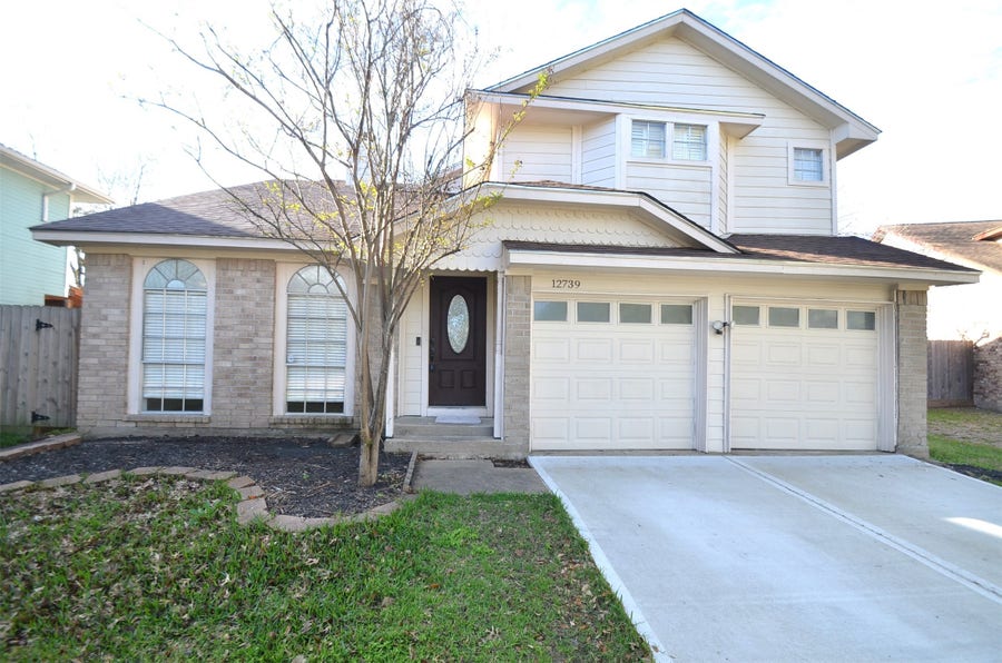 Property photo for 12739 Skyknoll Lane, Houston, TX
