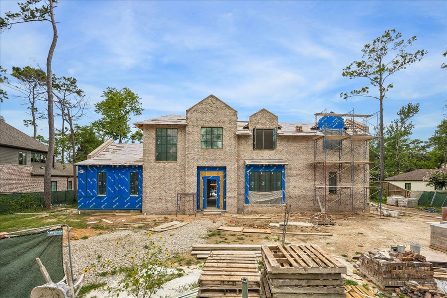 Property photo for 10607 Gawain Lane, Hunters Creek Village, TX