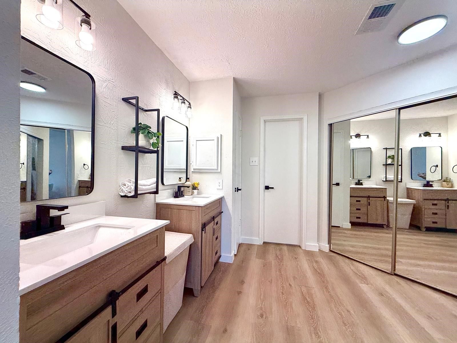 219 Shenandoah Drive, Richmond, TX 77469