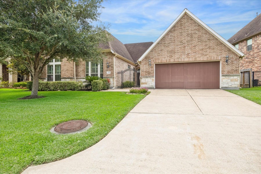 Property photo for 14407 Tivoli Drive, Houston, TX