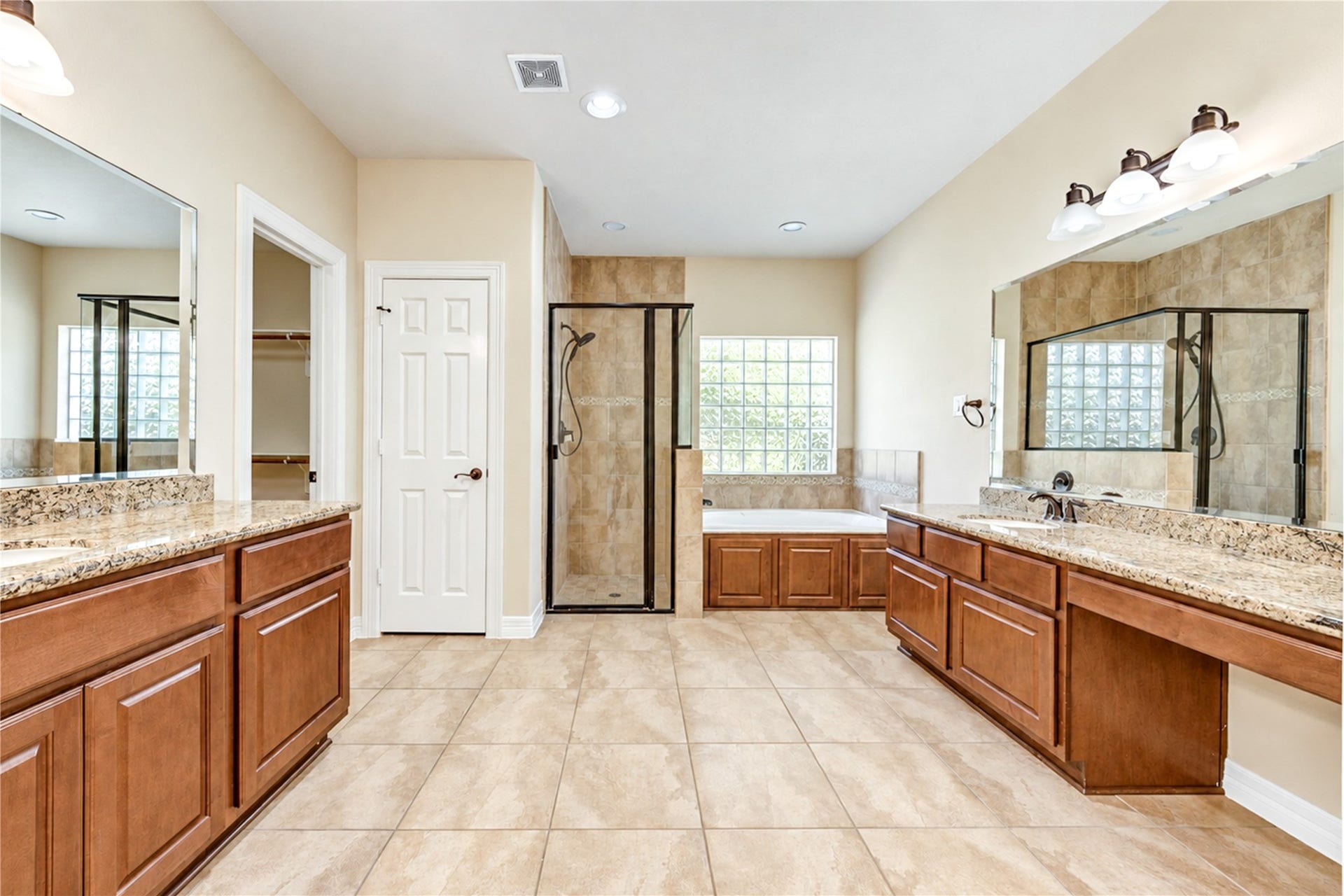28202 S Firethorne Road, Katy, TX 77494 Master bathroom