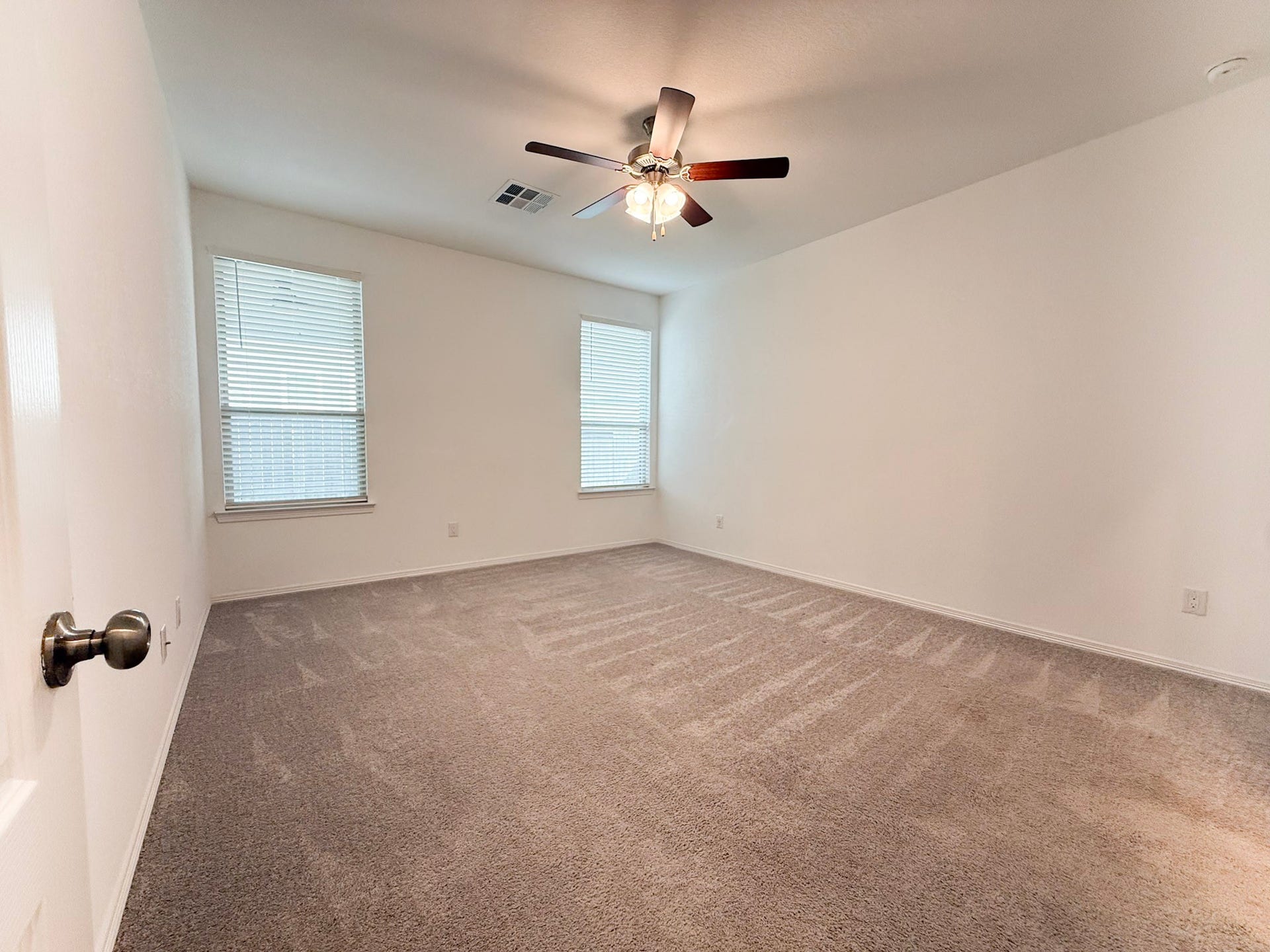 19623 Cat Spruce Court, Porter, TX 77365 Primary Bedroom with ensuite bathroom