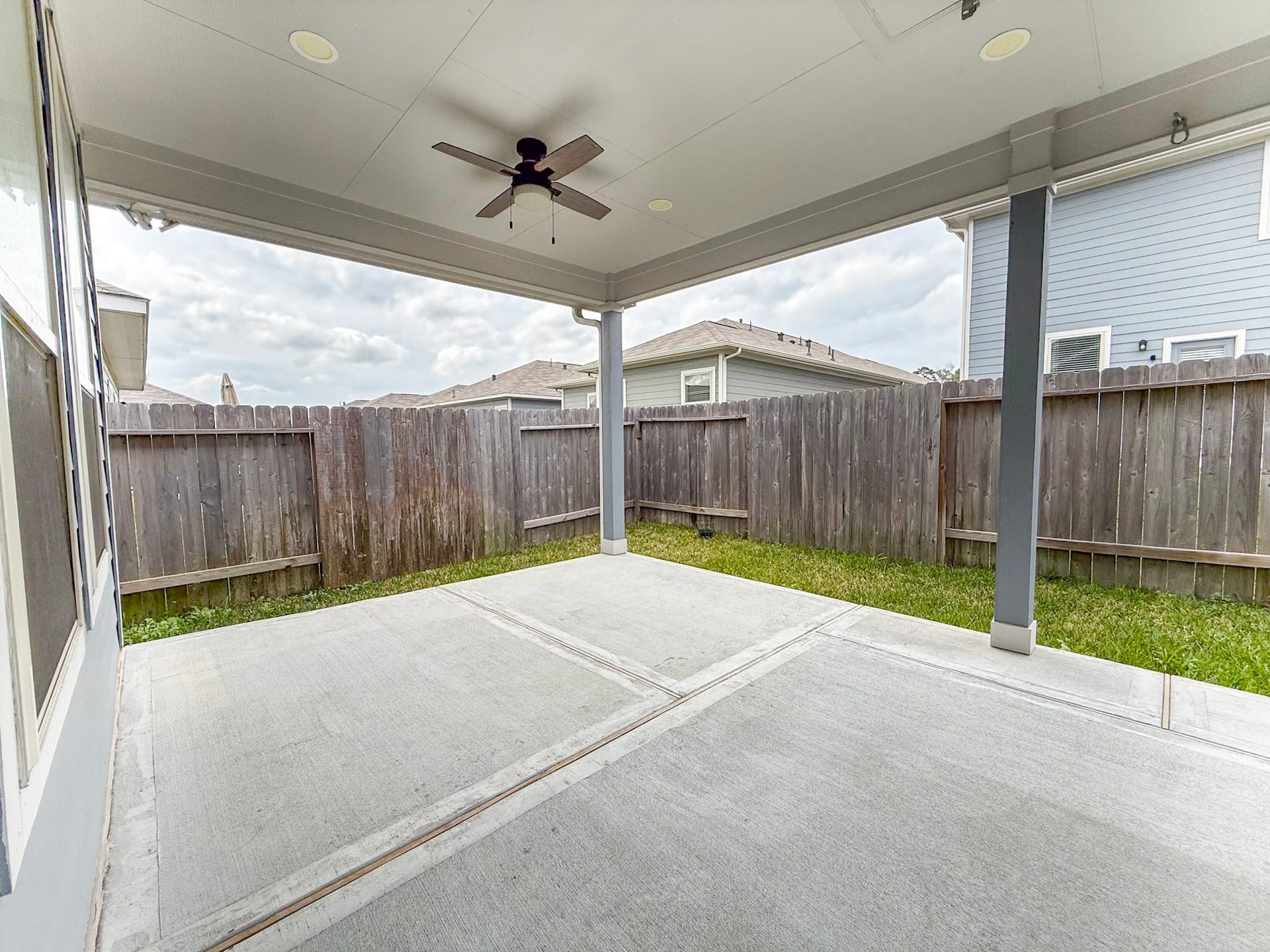 19623 Cat Spruce Court, Porter, TX 77365 large outdoor covered area