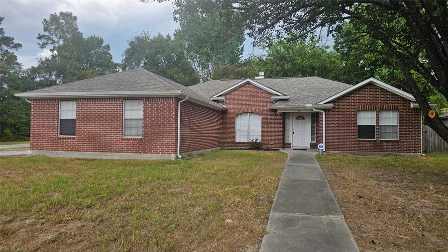 Property photo for 591 Spruce Drive, Conroe, TX