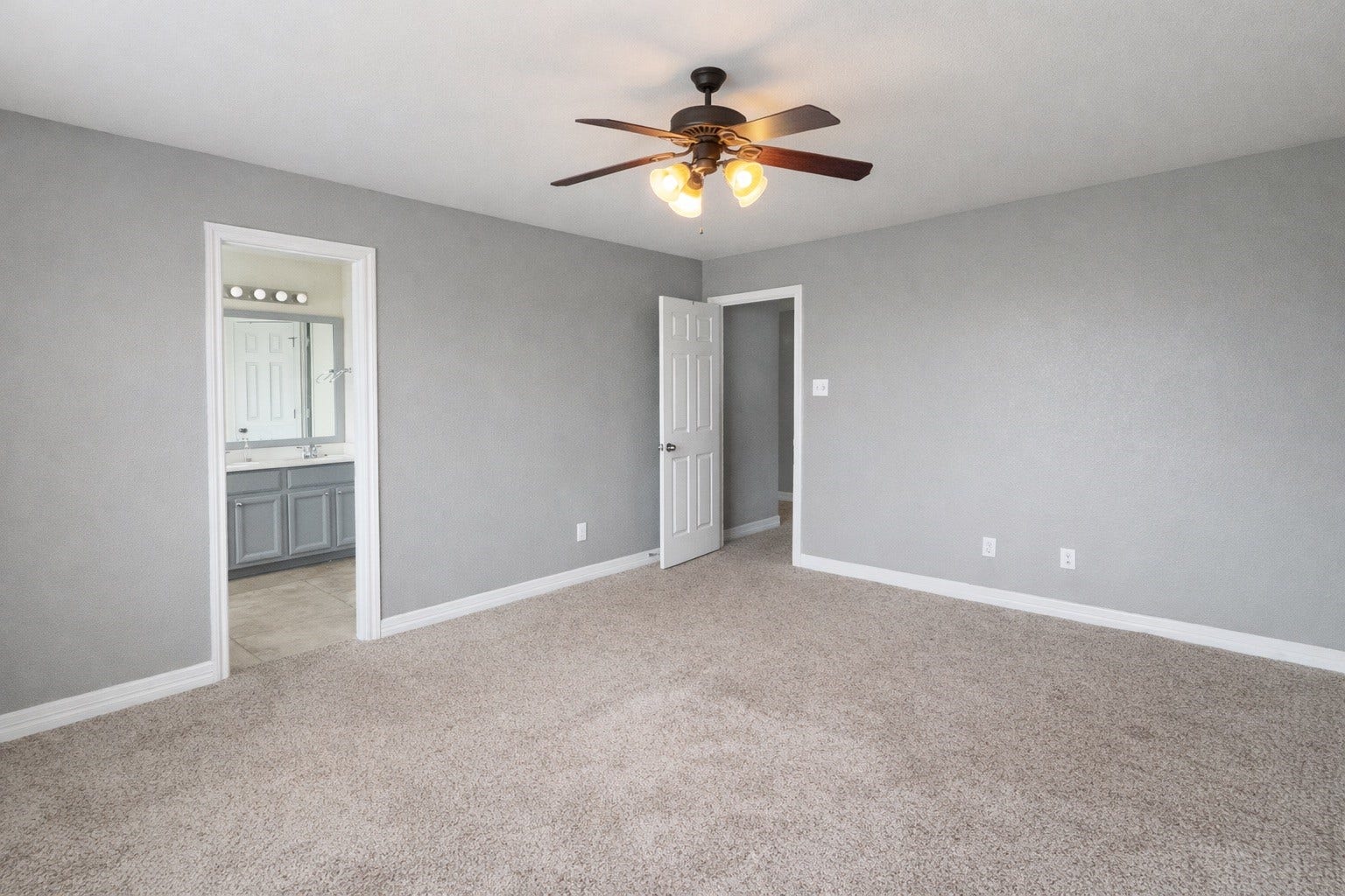 10203 Hidden Creek Falls Lane, Brookshire, TX 77423 PRIMARY BEDROOM REVERSE VIEW