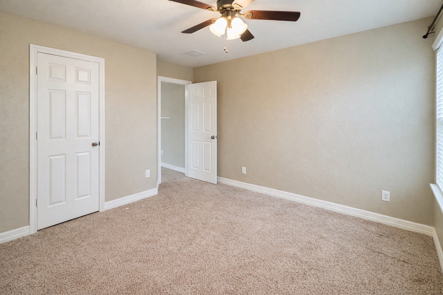 10203 Hidden Creek Falls Lane, Brookshire, TX 77423 4TH BEDROOM REVERSE VIEW