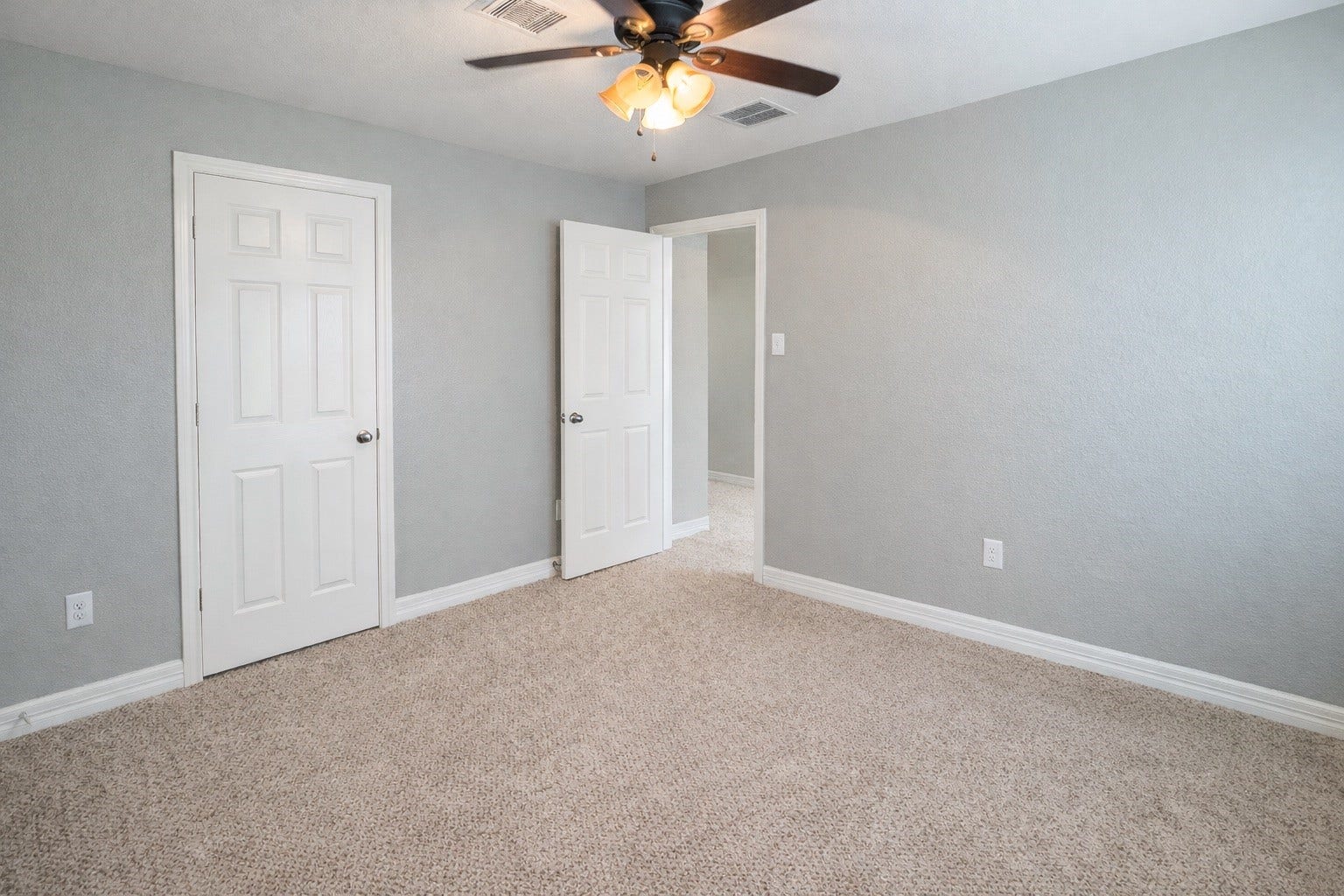 10203 Hidden Creek Falls Lane, Brookshire, TX 77423 3RD BEDROOM REVERSE VIEW