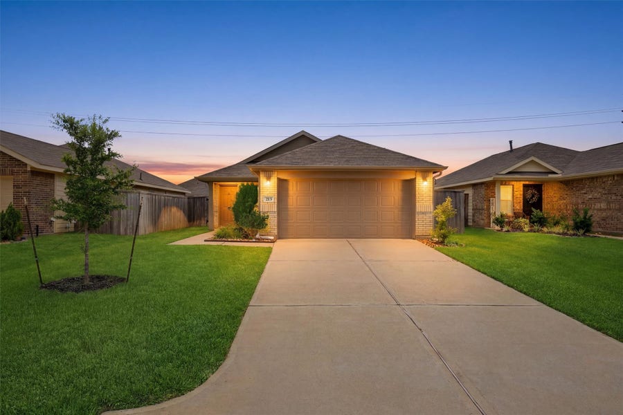 Property photo for 213 Rustic Ridge Circle, Magnolia, TX