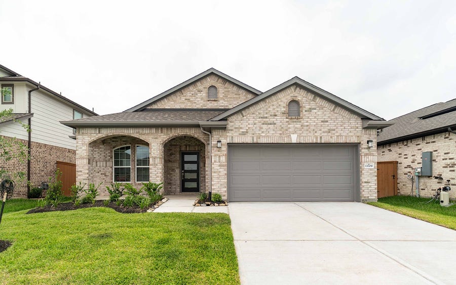 Property photo for 13709 Seneca Lake Drive, Texas City, TX