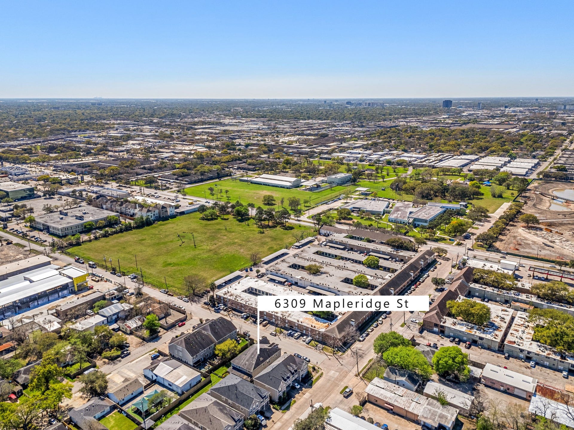6309 Mapleridge Street, Houston, TX 77081 Conveniently located near Bellaire Triangle dining and shopping, with quick access to the Texas Medical Center, Downtown Houston, and The Galleria.