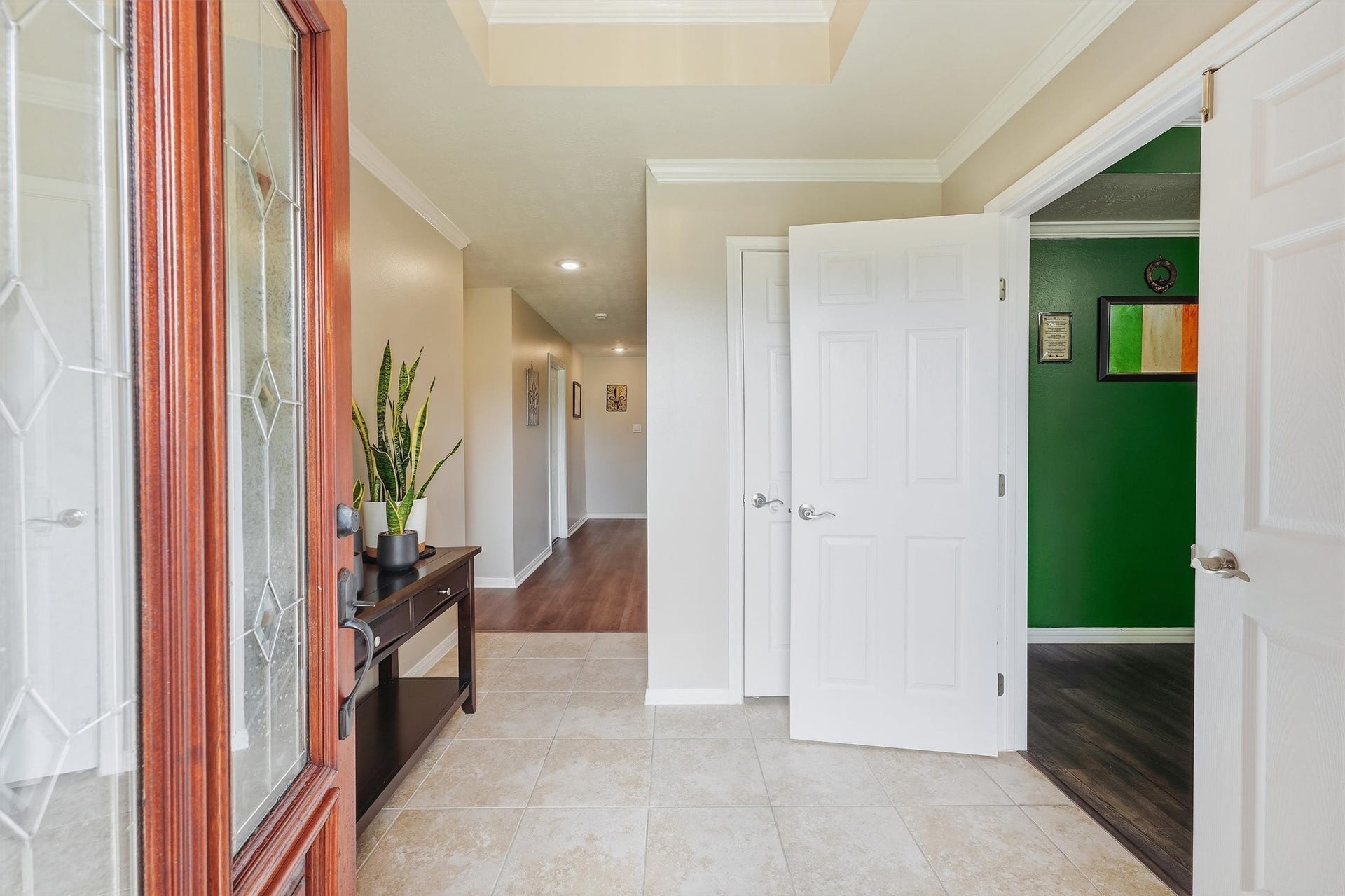 6715 Arlington Drive, Manvel, TX 77578 Entry way