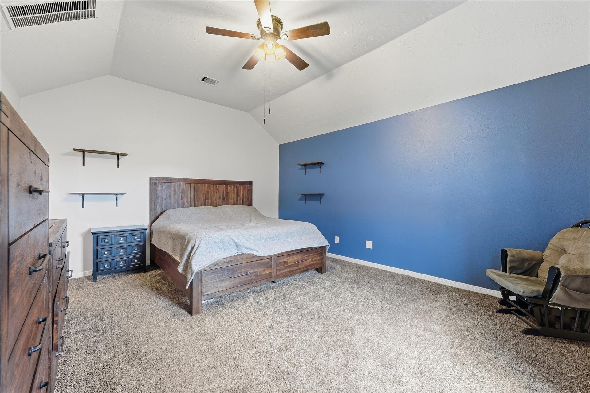 6715 Arlington Drive, Manvel, TX 77578 Primary Bedroom