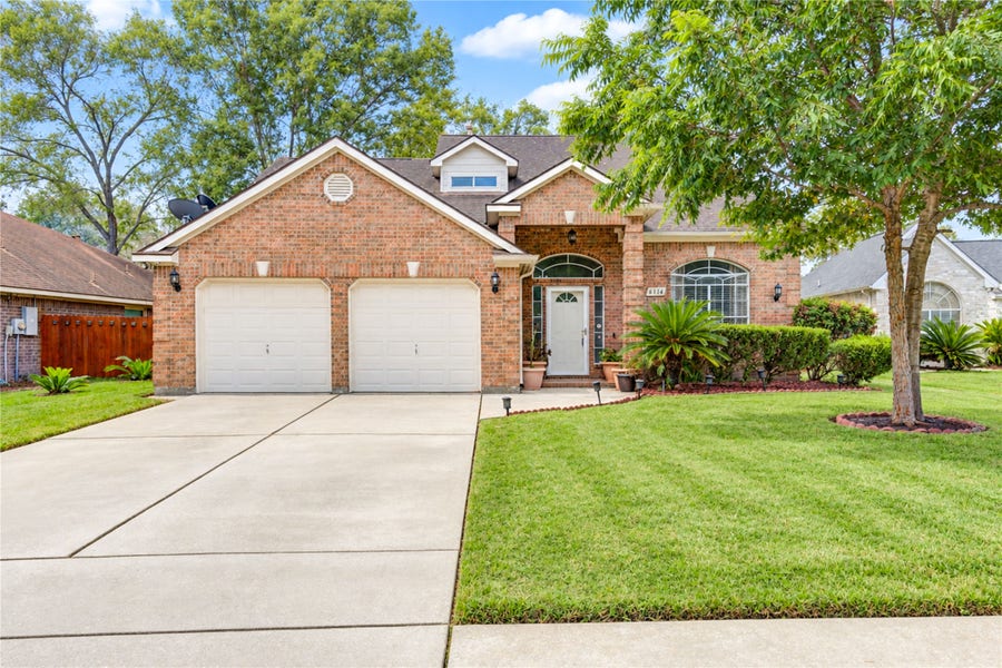 Property photo for 6114 Verde Valley Drive, Houston, TX