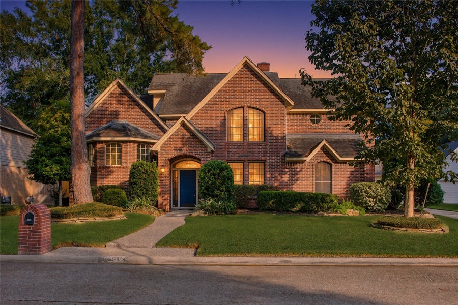 Property photo for 5814 Woodland Creek Drive, Kingwood, TX