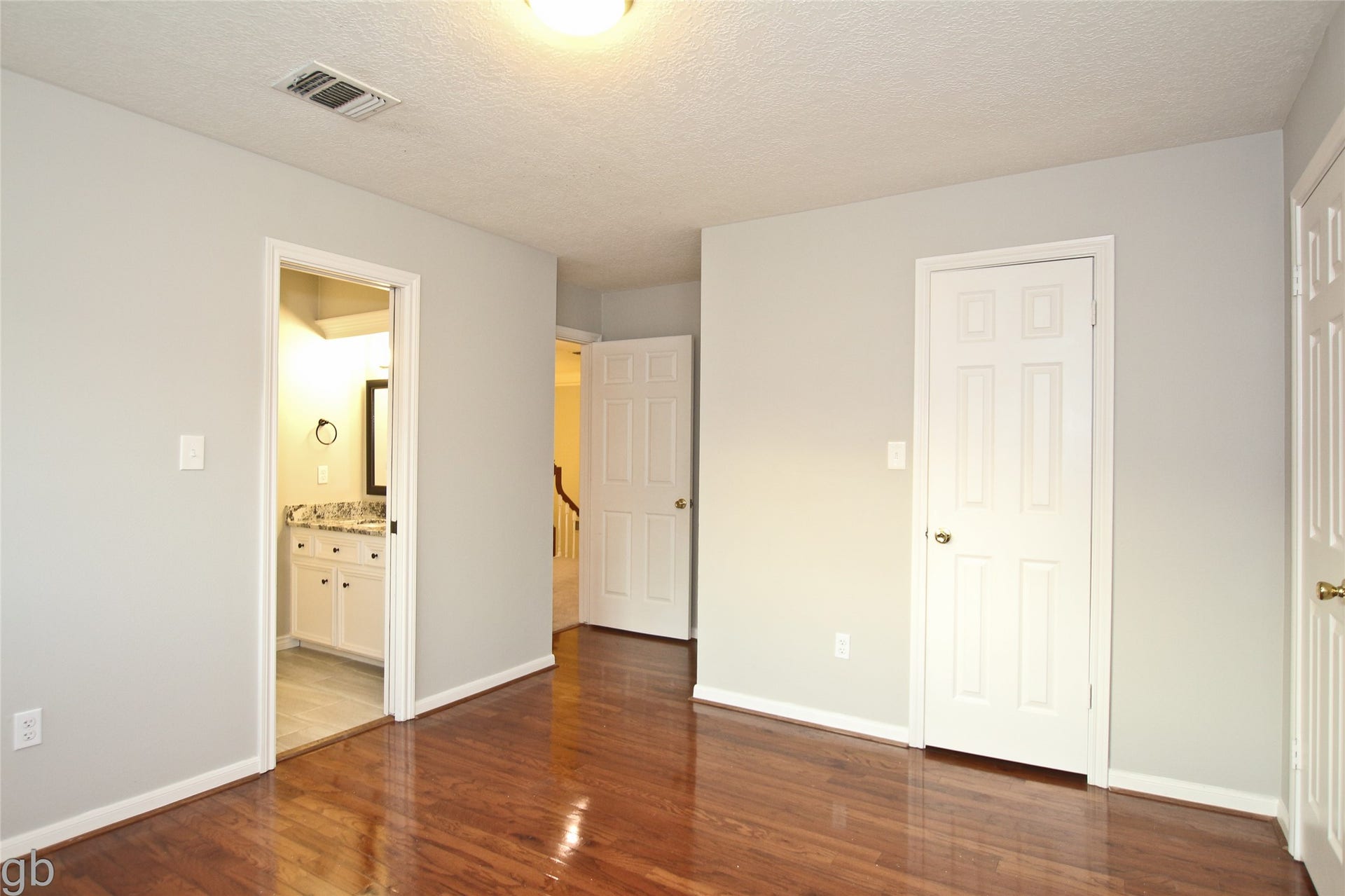 2918 Deer Creek Drive, Sugar Land, TX 77478 Bed 2