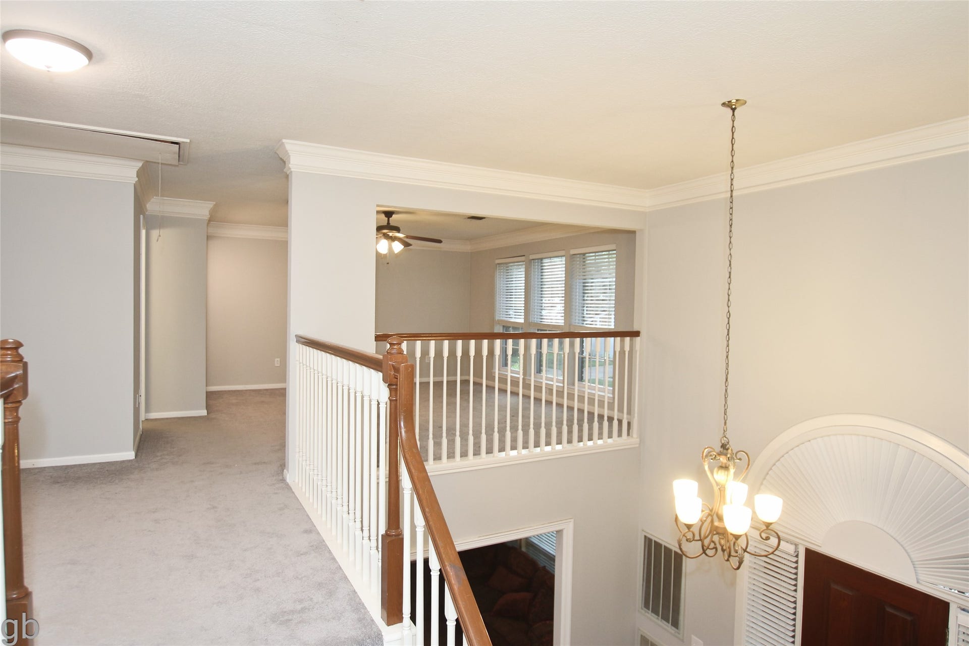 2918 Deer Creek Drive, Sugar Land, TX 77478 Upstairs Landing