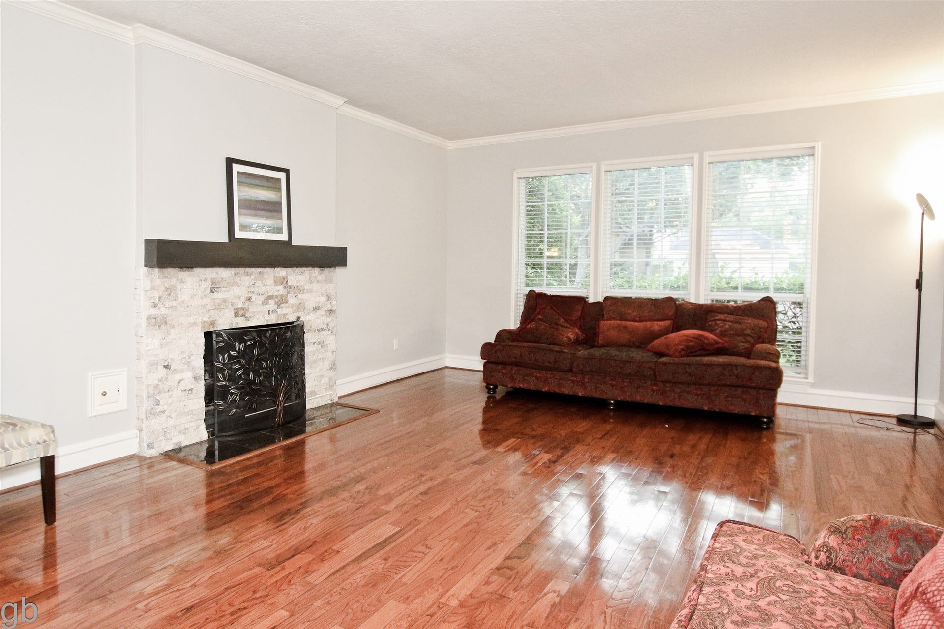 2918 Deer Creek Drive, Sugar Land, TX 77478 Living
