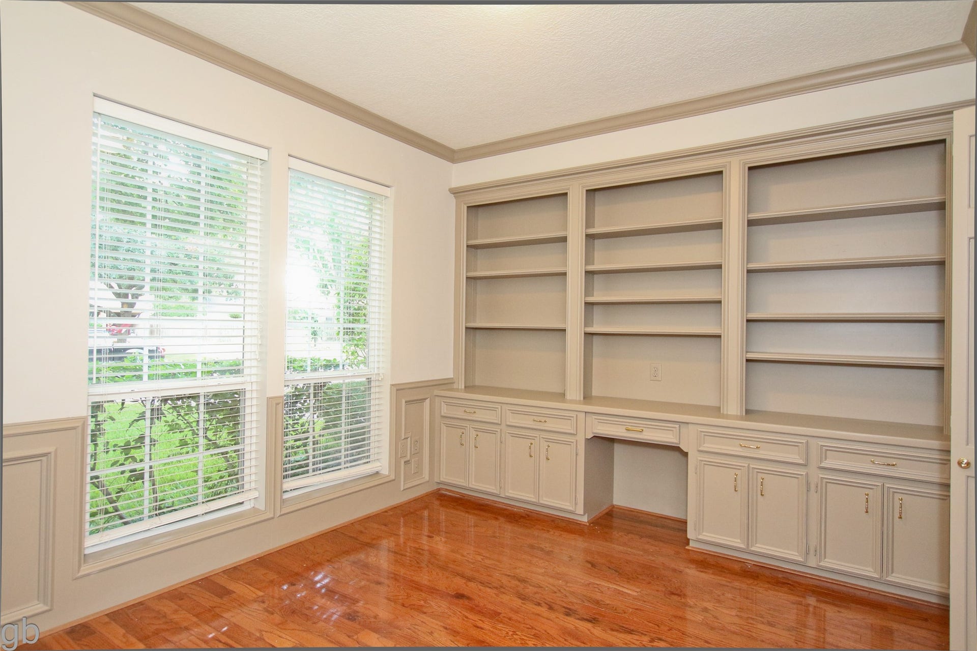 2918 Deer Creek Drive, Sugar Land, TX 77478 Study off Primary Bed and Foyer
