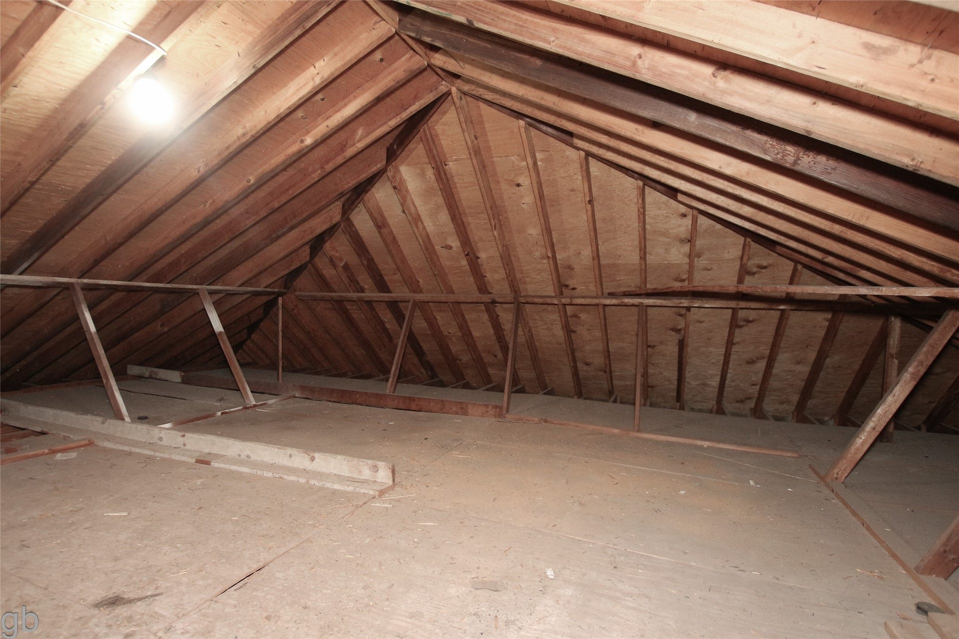 2918 Deer Creek Drive, Sugar Land, TX 77478 Huge storage space over the garage with access from garage ladder or Bed 2 2ndary closet. Expand into additional room?